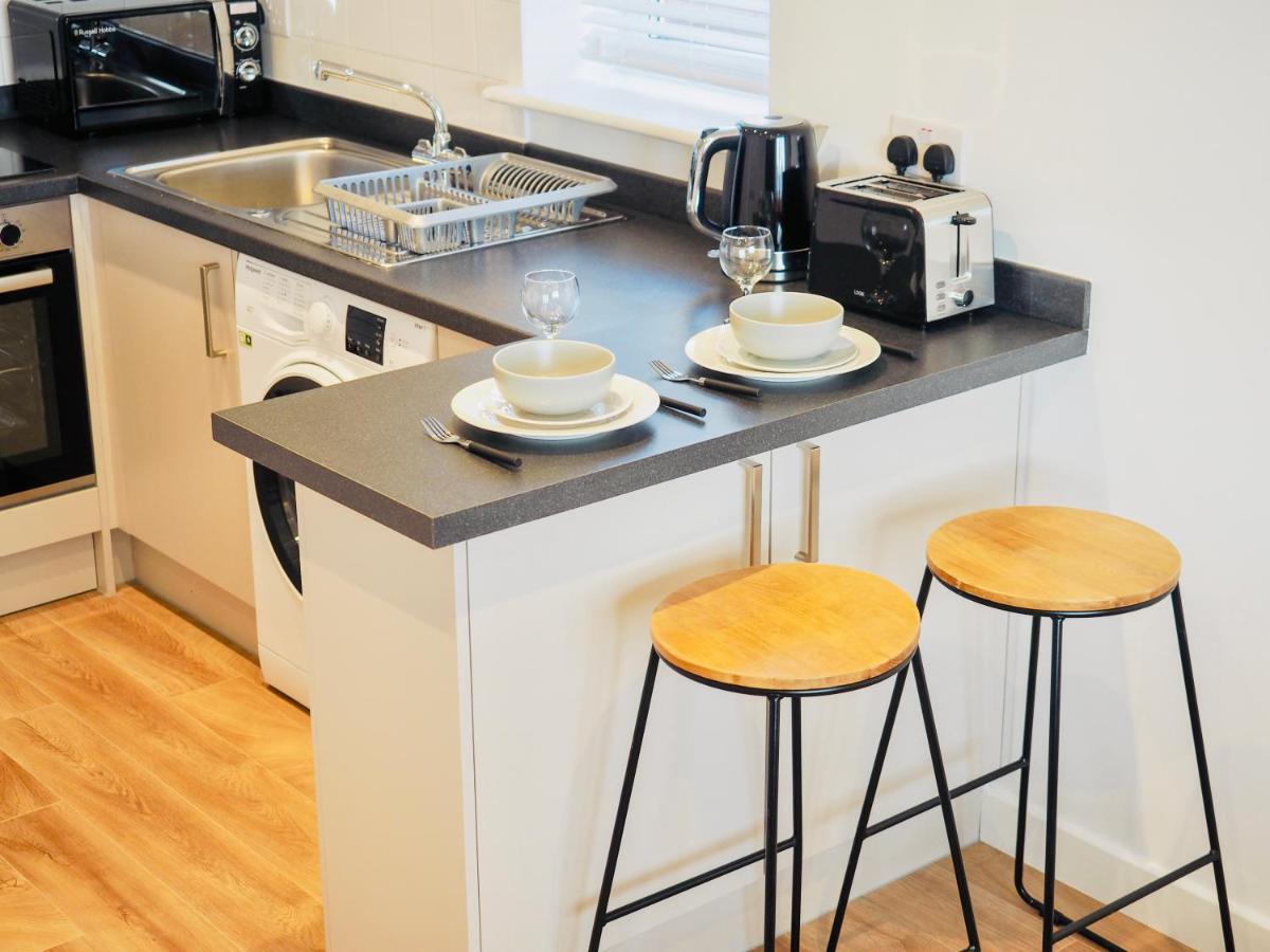 דירות גילדפורד Private Parking Stylish Great Location מראה חיצוני תמונה